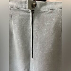 Skirt size 8 fits like a small